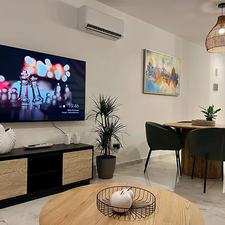 Fatcow Ultra Lägenhet Larnaca