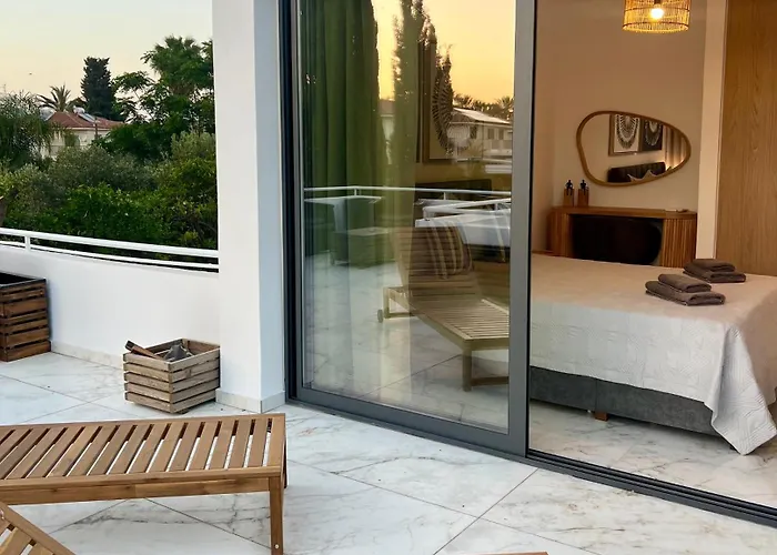 Appartamento Fatcow Ultra Larnaca